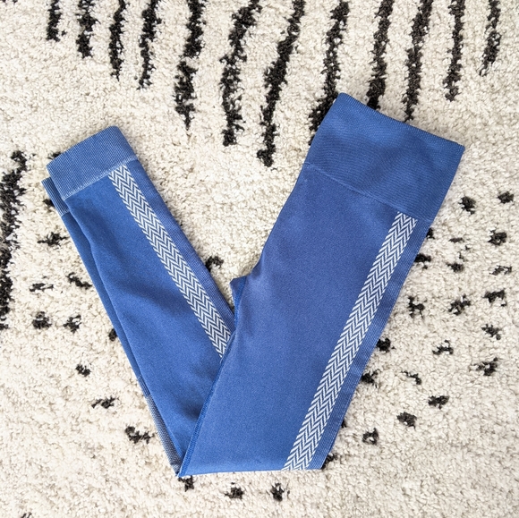 Fabletics m high waisted seamless check leggings - Picture 3 of 9